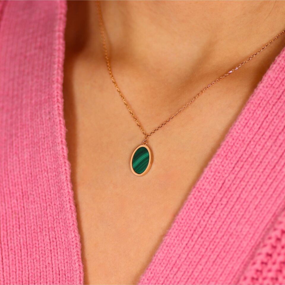 Auksinė grandinėlė su pakabuku "Malachitas"