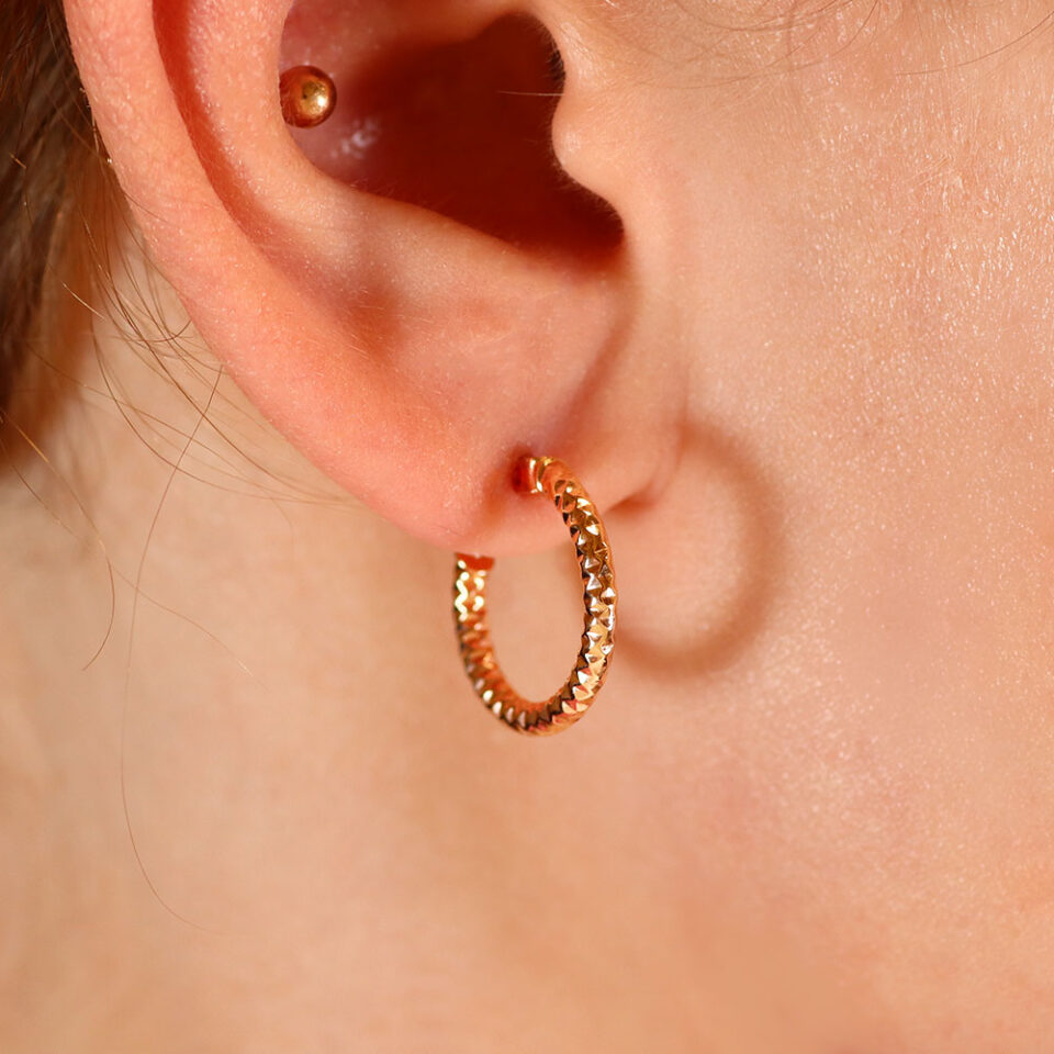 Złote kolczyki "Falujące"