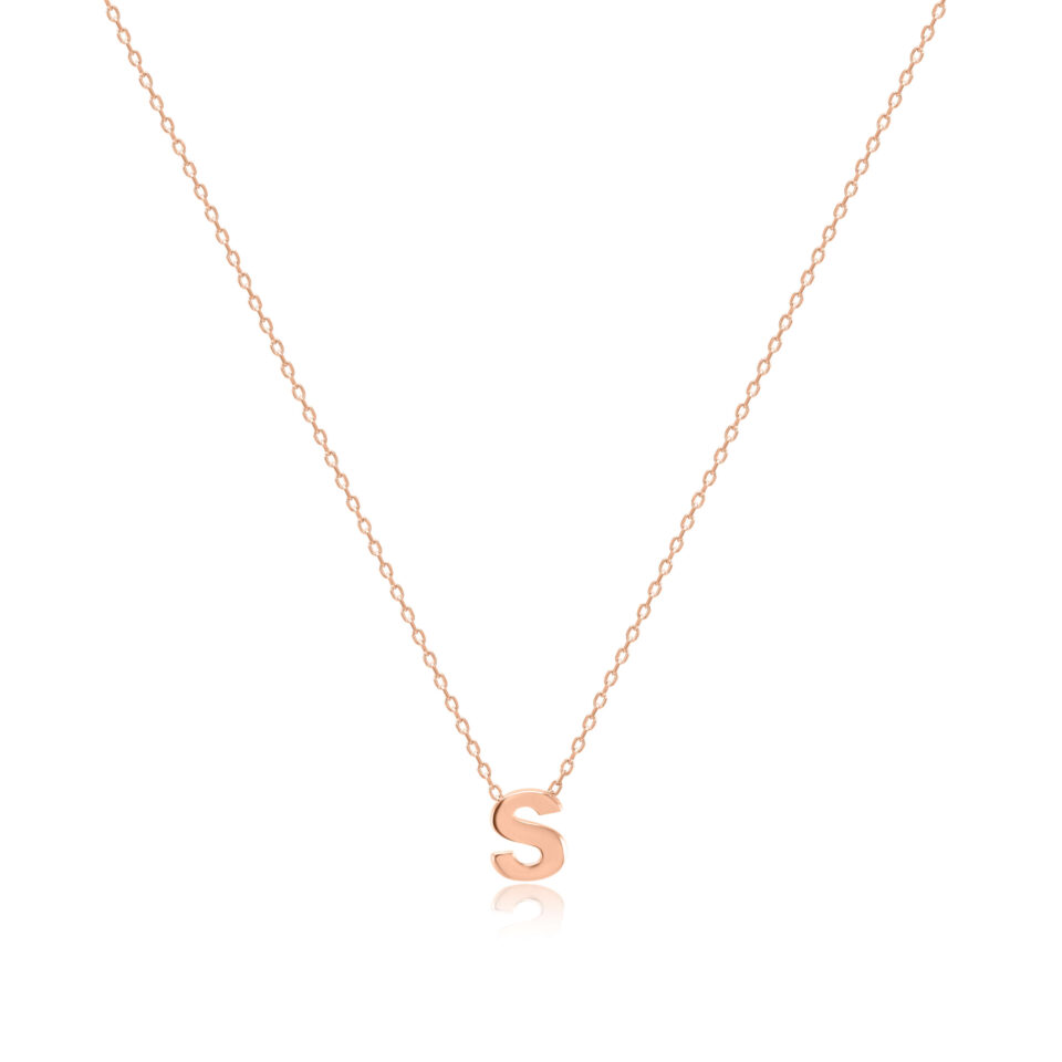 Złoty łańcuszek z zawieszką w kształcie litery "S"