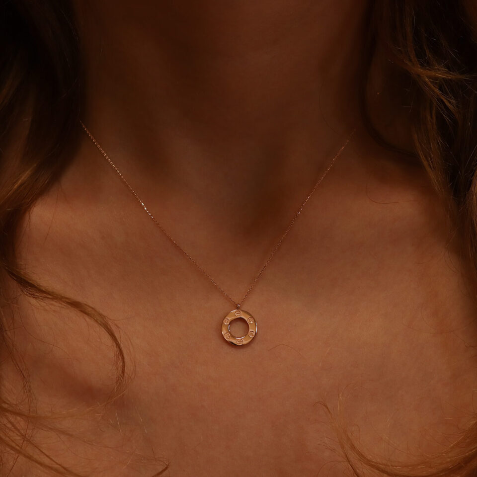 Золотая цепочка с подвеской "Любовь"