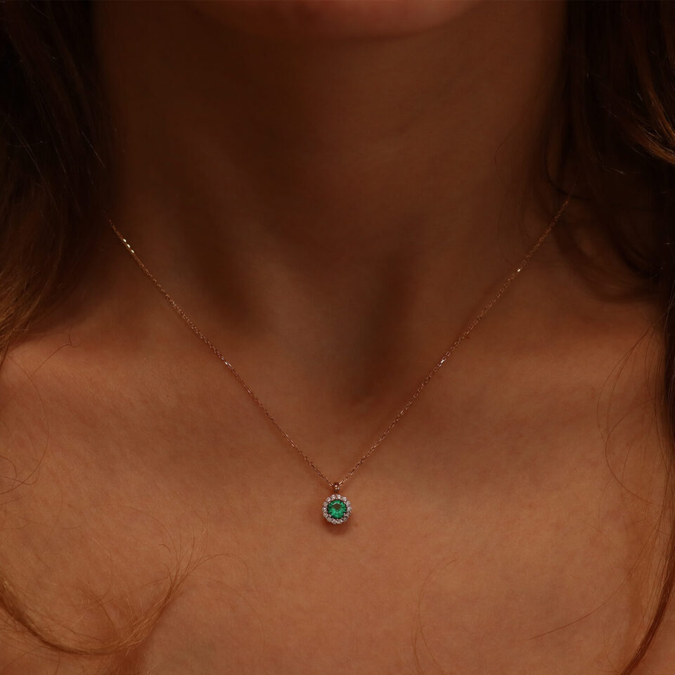 Kuldne kett ripatsiga "Värvilised silmad" (4 värvi)