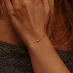 Золотой браслет "Крест" на руку